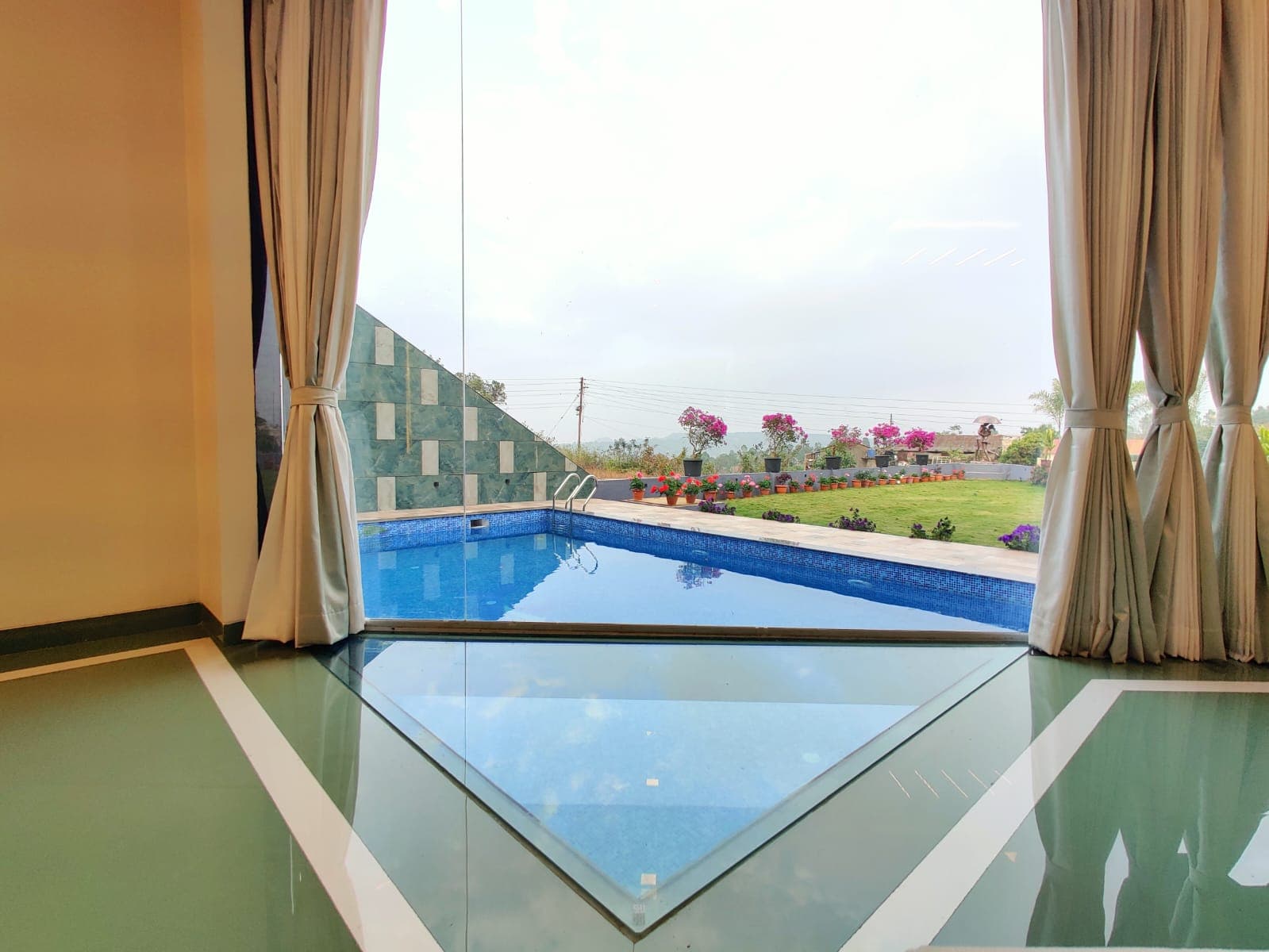 Mountain Echo Residence gallery image Private Garden Setting in Near Bhilar Waterfall Point, Mahabaleshwar