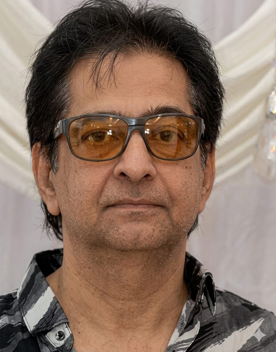 Rajesh Garela founder portrait in Mahabaleshwar Villa Stays