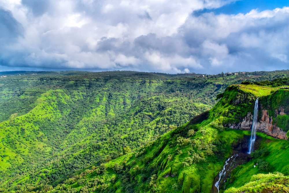 Mahabaleshwar Complete Travel Guide: The Perfect 2 to 3 Day Itinerary for First-Time Visitors travel guide cover in Mahabaleshwar