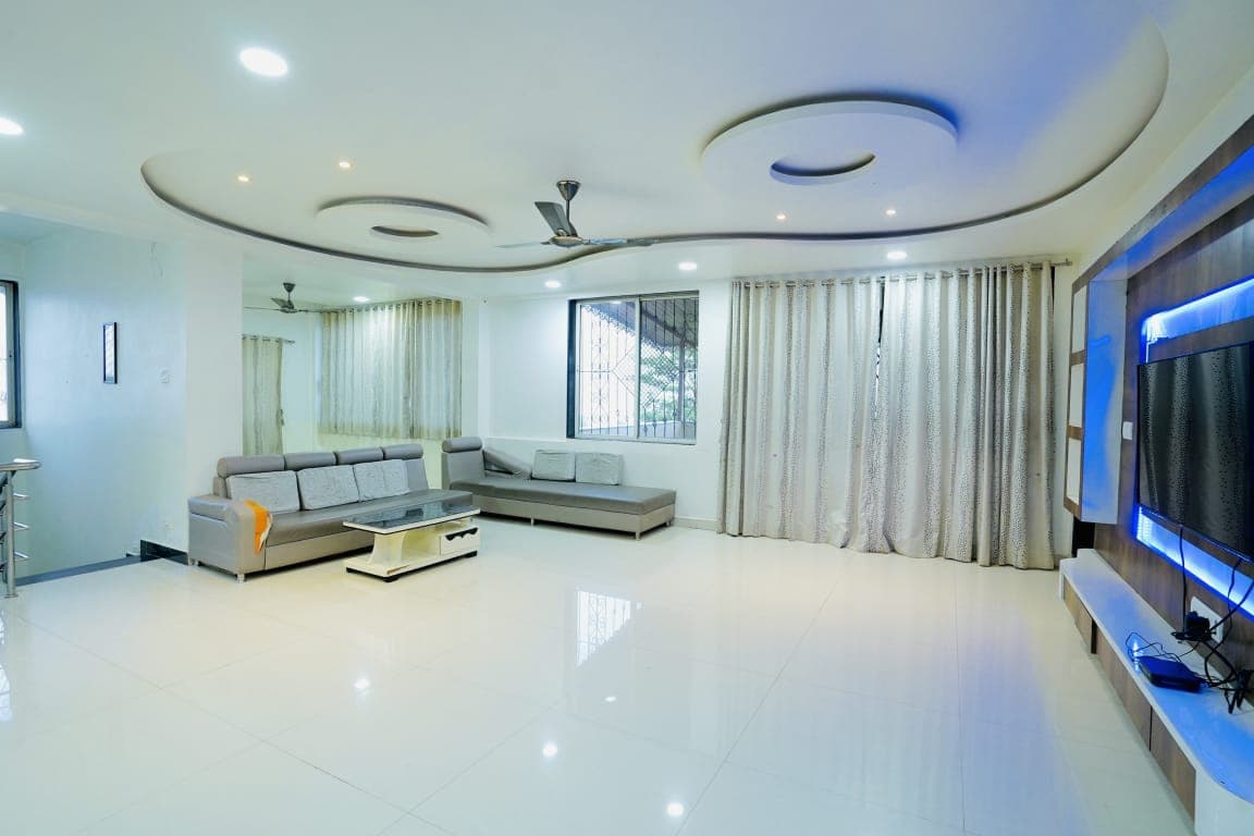 Modern Essence Villa gallery image Lush Green Garden in Near Parsi Point, Panchgani–Mahabaleshwar Road
