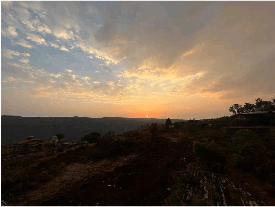 Cloud Castle Villa gallery image Cloud Views in Near Mapro Garden, Mahabaleshwar