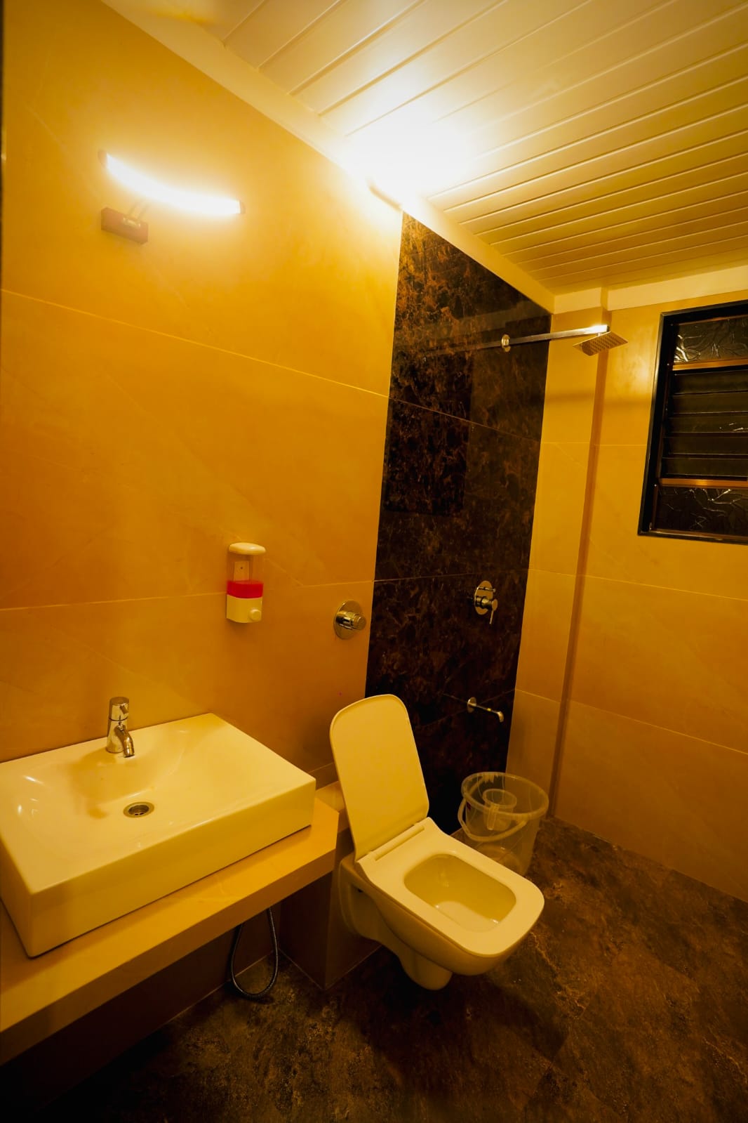 Sunset Paradise Villa - Gallery image 2