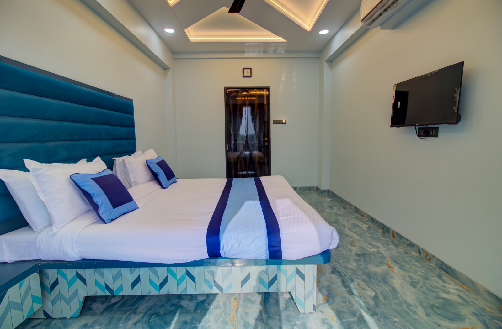 Valley View Manor - Gallery image 7